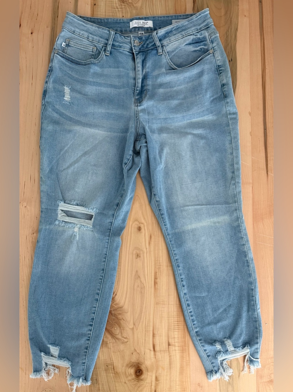 Women’s Judy Blue Boyfriend Cropped Jeans size 14W